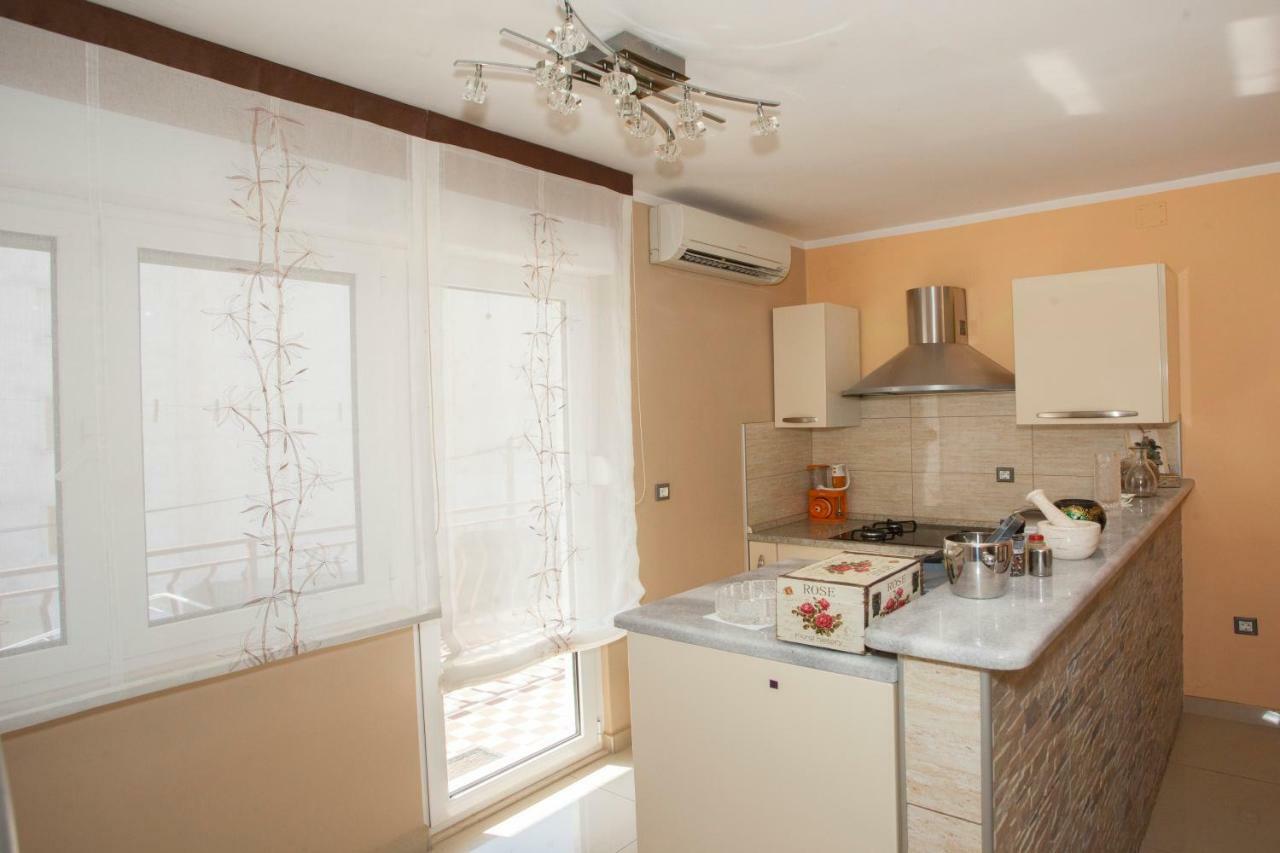 Apartment Dolores スプリト エクステリア 写真